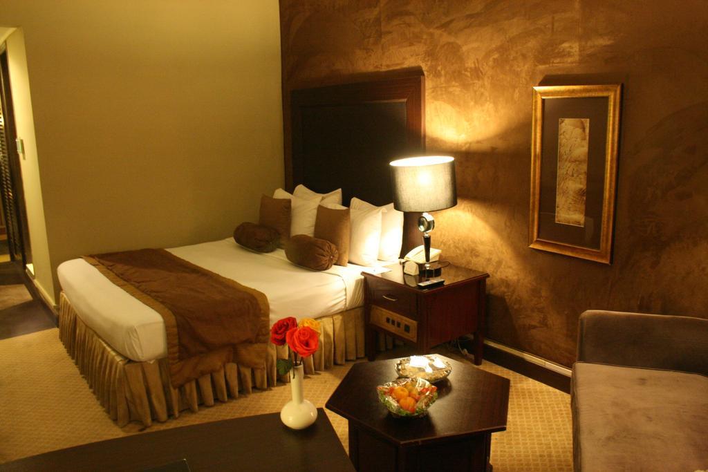 Smart Hotel Lahore Ngoại thất bức ảnh