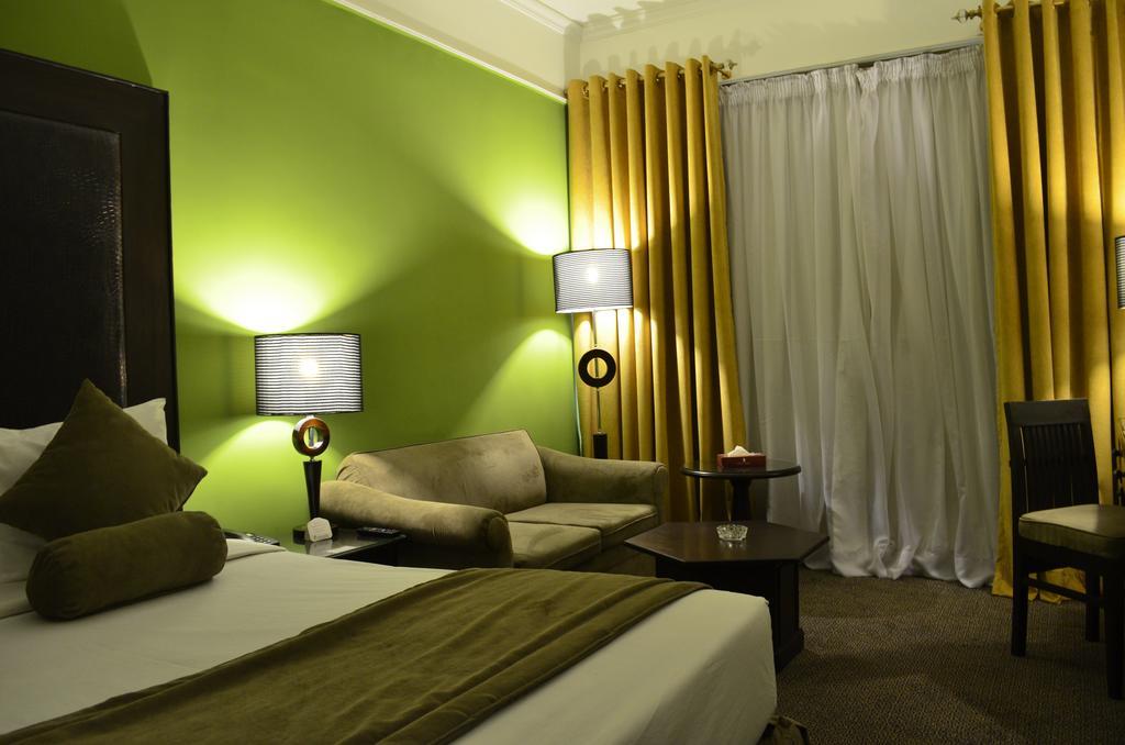 Smart Hotel Lahore Phòng bức ảnh