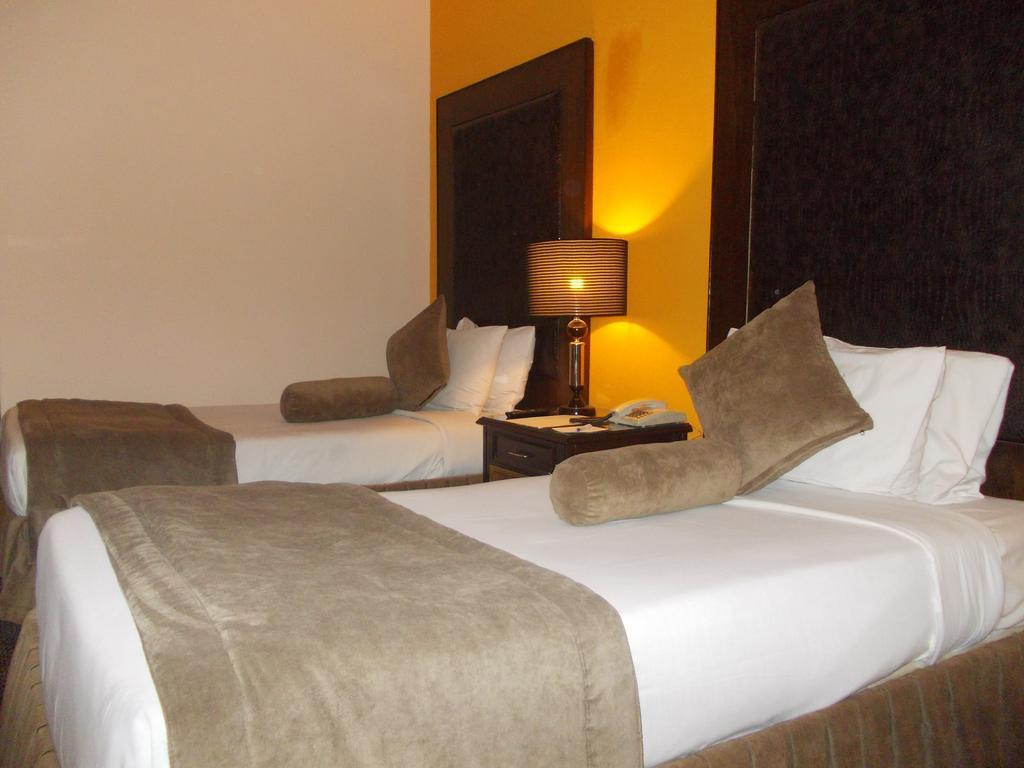 Smart Hotel Lahore Phòng bức ảnh