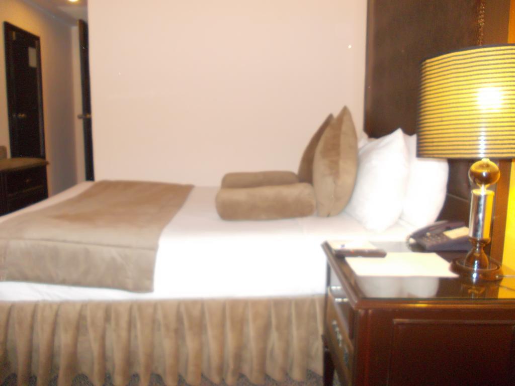 Smart Hotel Lahore Phòng bức ảnh