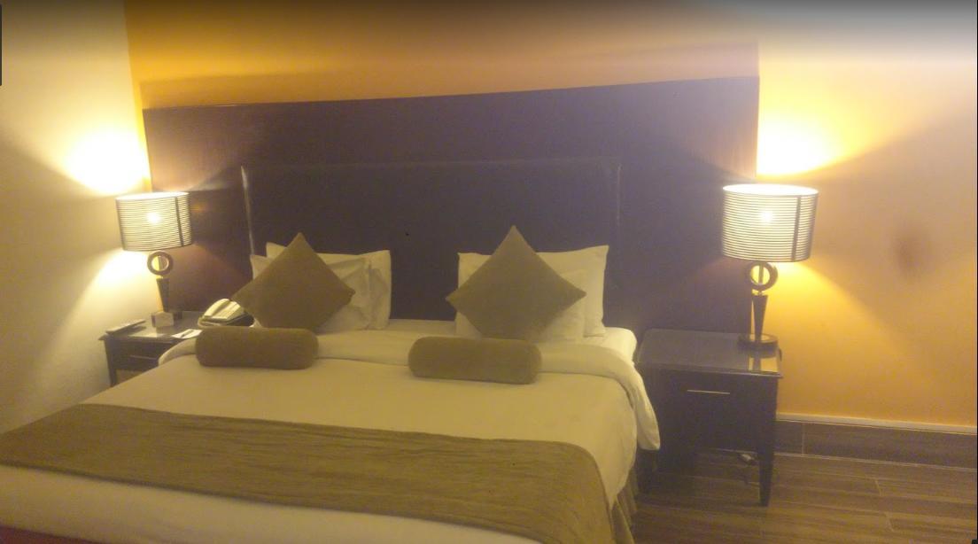 Smart Hotel Lahore Ngoại thất bức ảnh