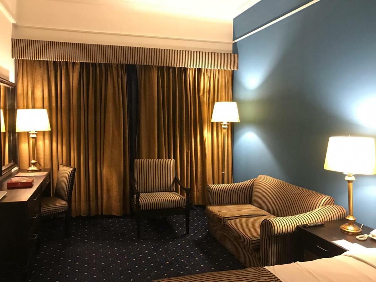 Smart Hotel Lahore Ngoại thất bức ảnh